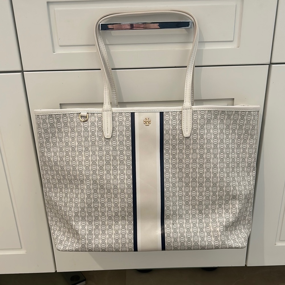 💎✨AUTHENTIC✨💎TORY BURCH Shoulder Bag